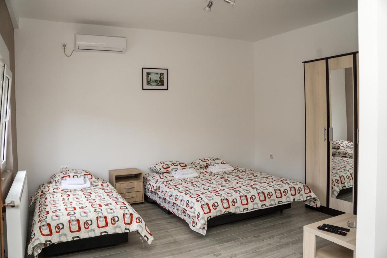 Apartment Bb *